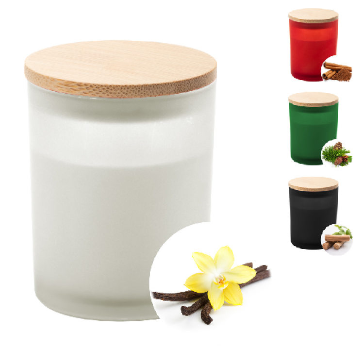 Candle with bamboo lid