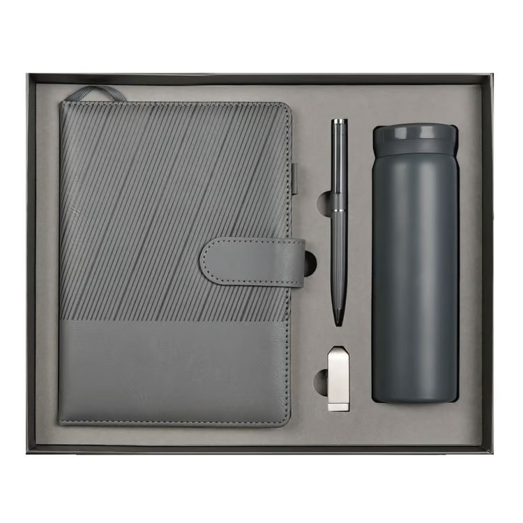 Даровен сет, тефтер, шише, пенкало, USB 8GB
