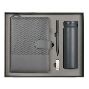 Даровен сет, тефтер, шише, пенкало, USB 8GB