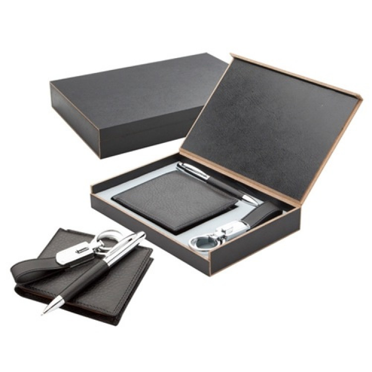 сет од пенкало паричник и привезок